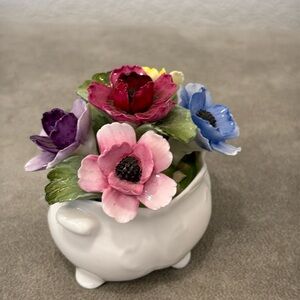 Aynsley Flower Bouquet Figurine Hand Modelled Fine Bone China ~Beautiful